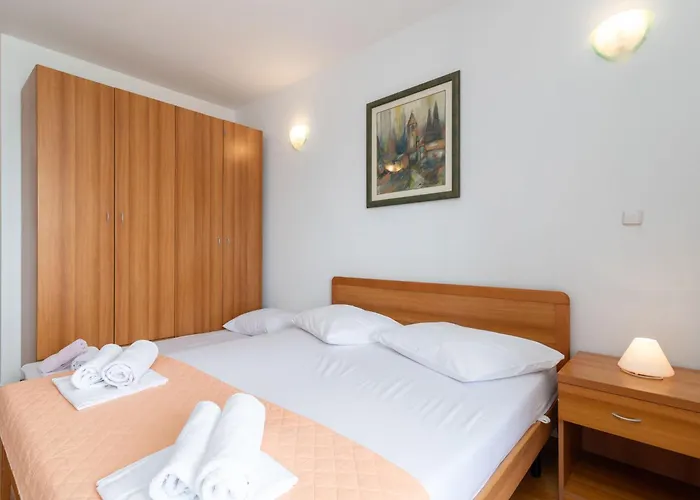 Jerkan 17 By Interhome *