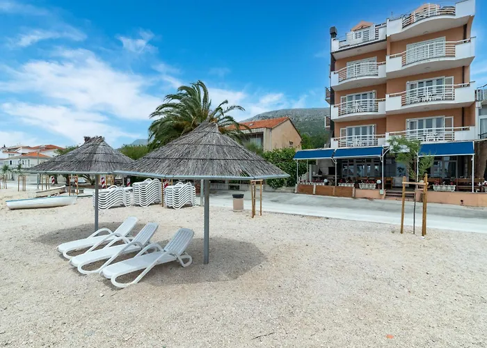 Jerkan 17 By Interhome