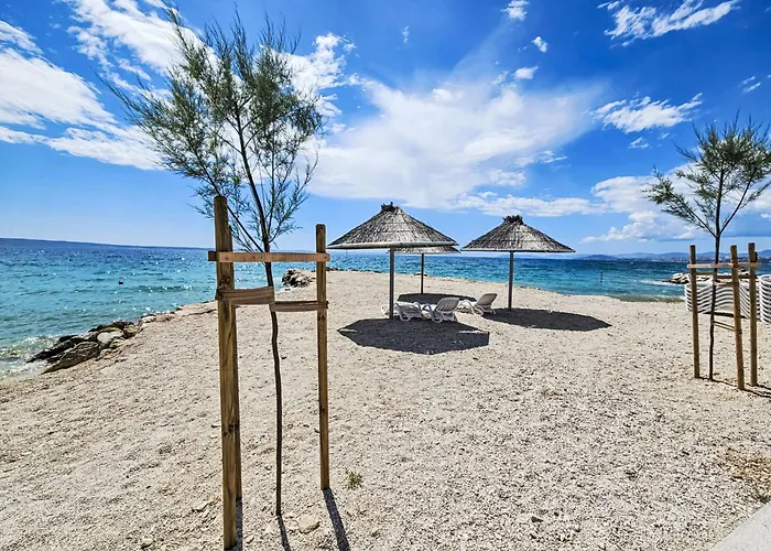 Jerkan 17 By Interhome